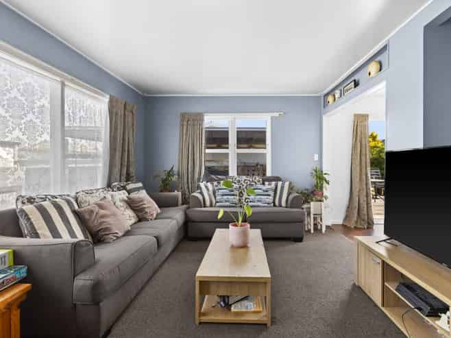 19 Oldham Avenue, Onekawa