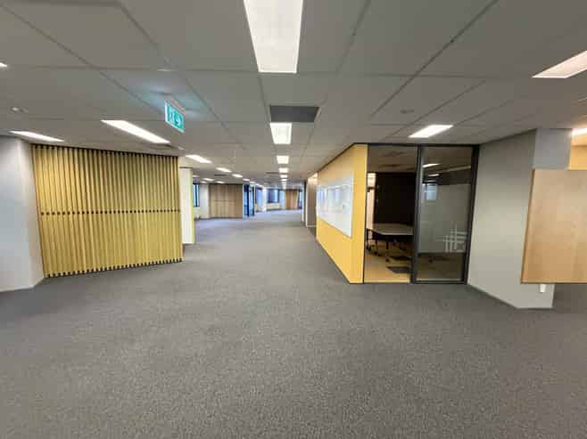 Full Floor in the Government Precinct