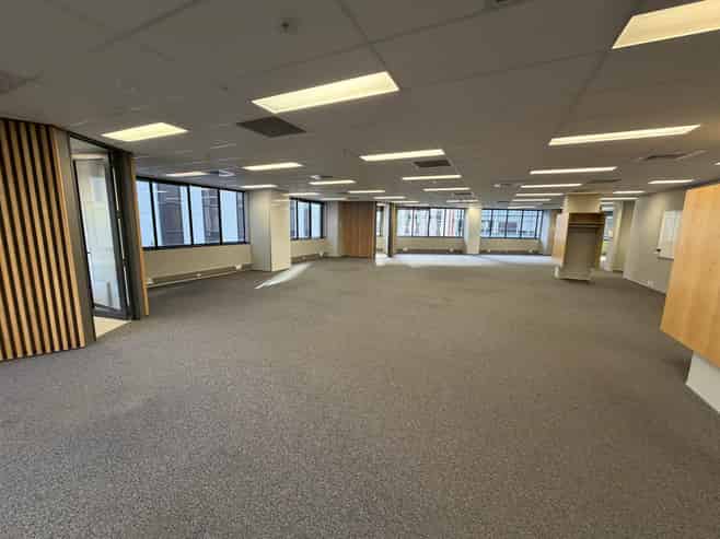 Full Floor in the Government Precinct