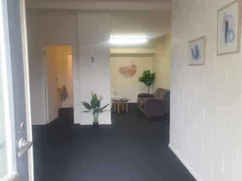 OFFICES FOR LEASE GIVING CBD CONVENIENCE