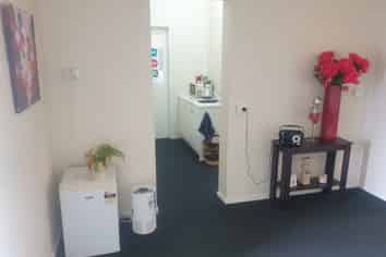 OFFICES FOR LEASE GIVING CBD CONVENIENCE