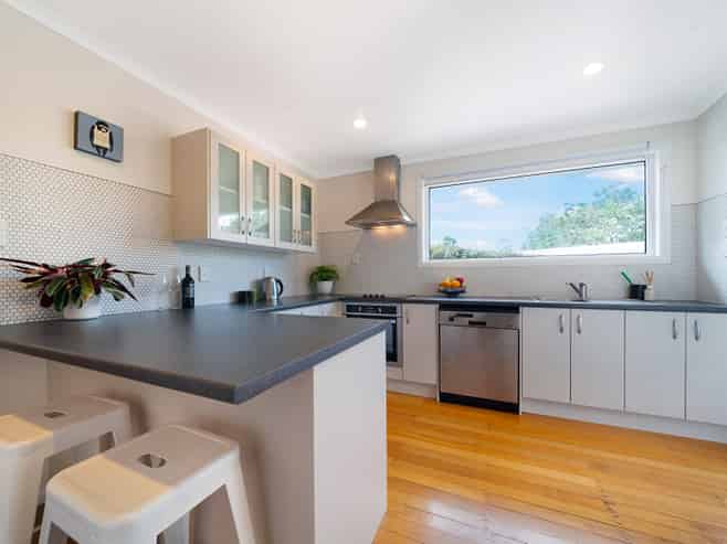 23 Cornwall Street, Te Atatu South