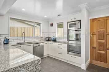 126 Signal Hill Road, Opoho