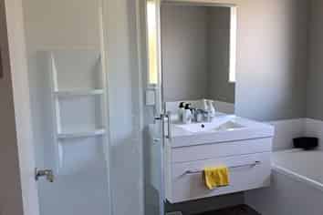 461 Cross Road, Pebbly Hill