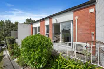 3/32 Don Croot Street, Western Springs