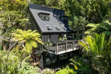 43 Kohu Road, Titirangi