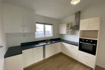 87B Hills Road, Edgeware