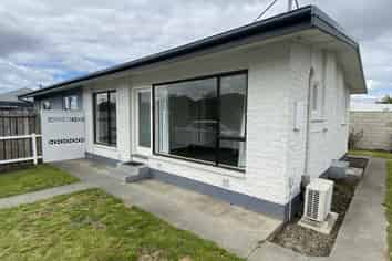 87B Hills Road, Edgeware