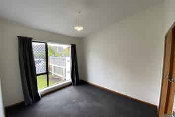 87B Hills Road, Edgeware