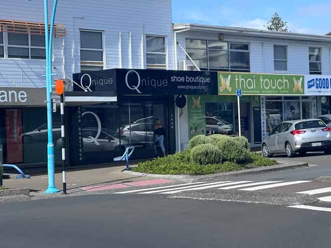 Compact Retail or Office Space in the Mount