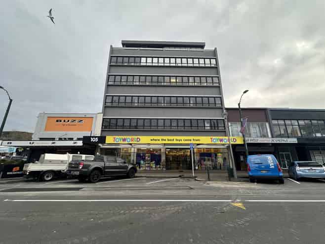 Affordable office in central Hutt