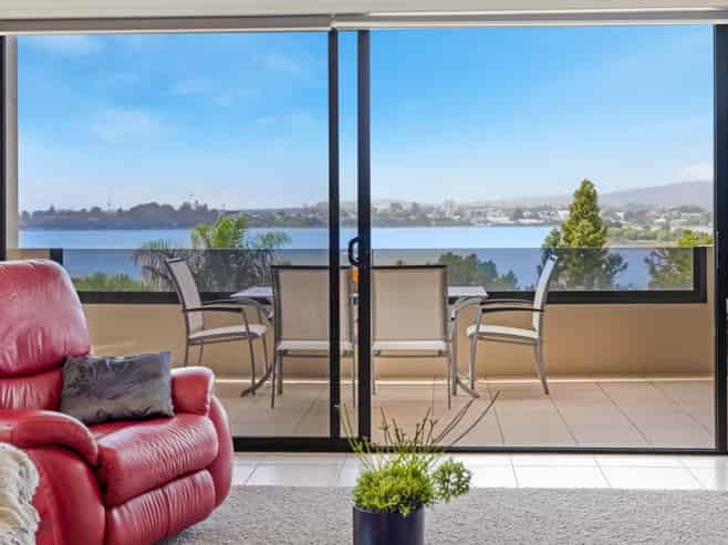 3/228 Grange Road, Otumoetai