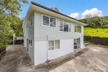 12 St Peters Street, Northcote