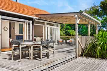 2 Tawari Road, Henderson Valley