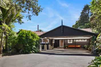 2 Tawari Road, Henderson Valley