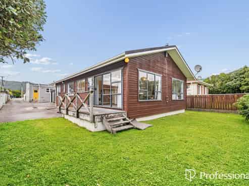 923a High Street, Avalon