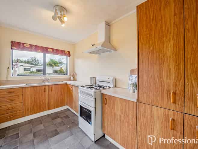 923a High Street, Avalon