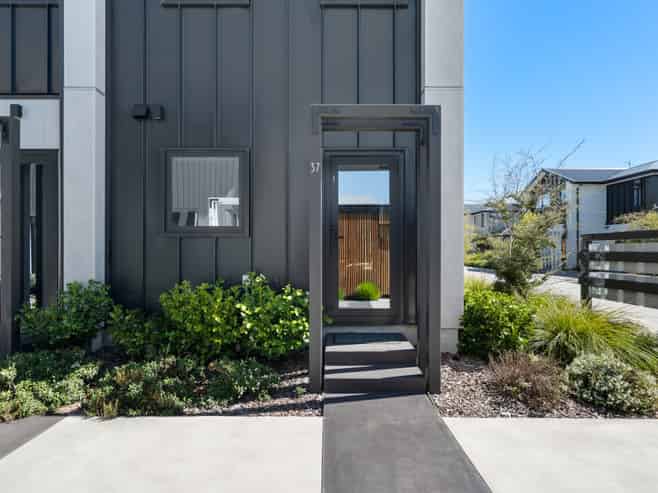 1/37 Mohua Lane, Upper Riccarton