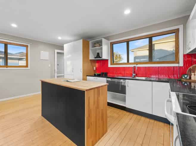 6B Alan Avenue, Henderson
