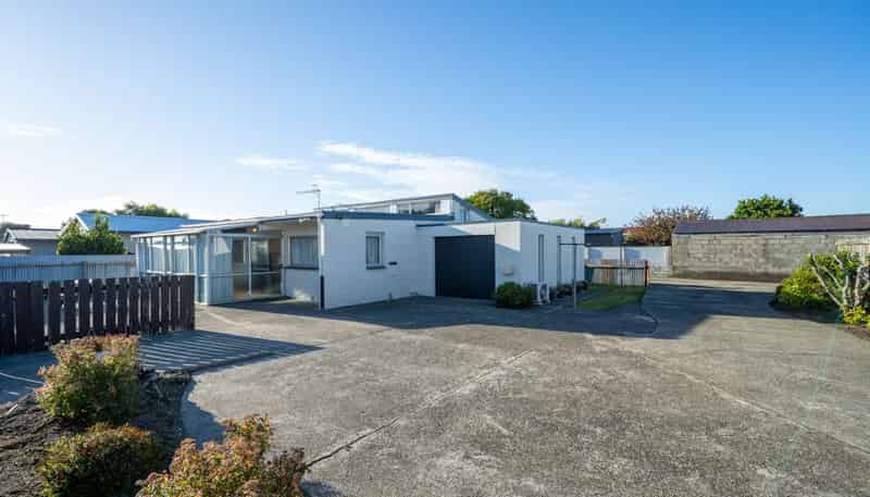 300 Nelson Street, Strathern