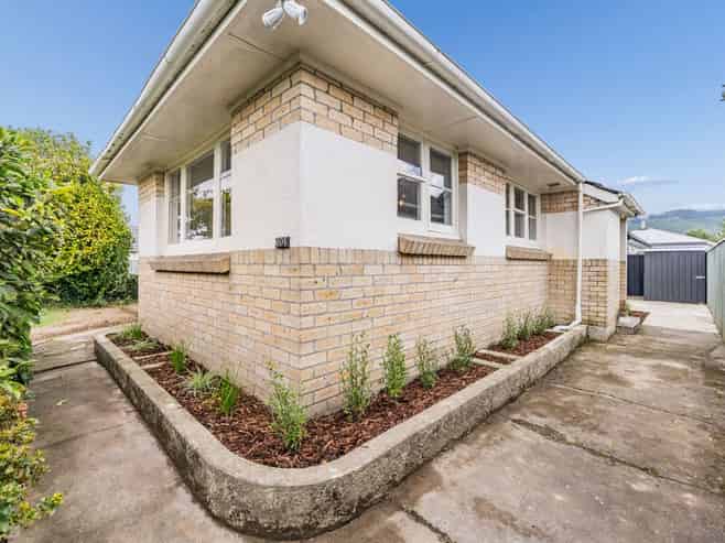 2A Stephen Street, Trentham