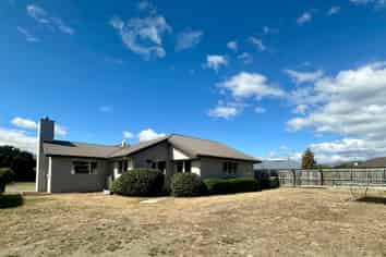 17 Ash Avenue, Albert Town