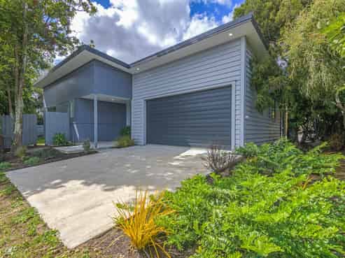 5A Aokautere Drive, Fitzherbert