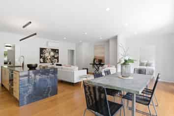 1 Ara Haewai, Houghton Bay