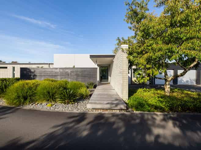 9A River Downs, Horsham Downs