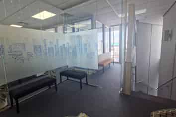 Modern Botany Office – Profile Location + Excellent Access