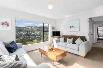 25 John Witton Drive, Crofton Downs