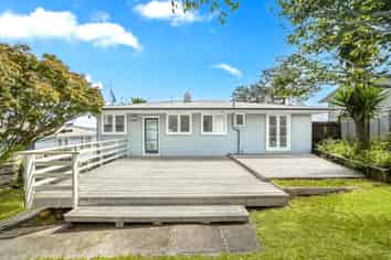 17 Wylie Avenue, Sunnynook