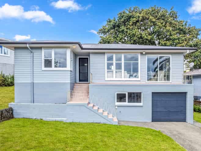 17 Wylie Avenue, Sunnynook