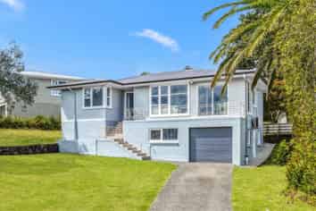 17 Wylie Avenue, Sunnynook