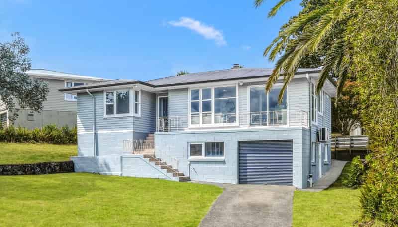 17 Wylie Avenue, Sunnynook