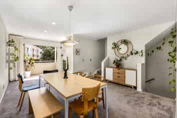 35/305 Evans Bay Parade, Hataitai
