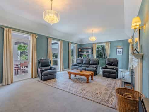 53 Bangor Road, Darfield