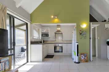 18 Douglas Road, Amberley