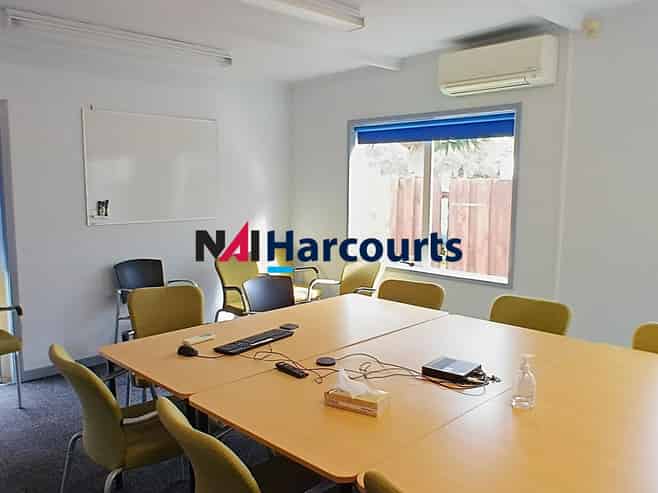 Versatile Office Space - Taharoto Road