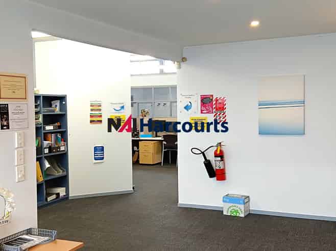 Versatile Office Space - Taharoto Road