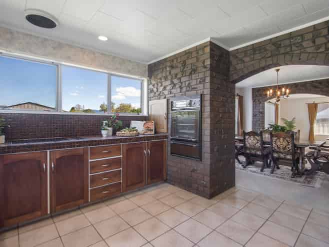 11 Heron Crescent, Katikati