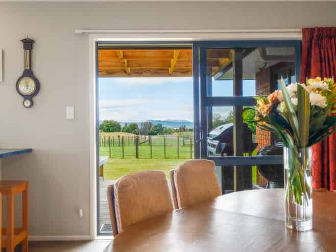 182 Oturoa Road, Hamurana