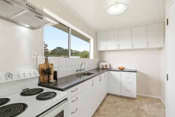 10A Kingsbridge Place, Newlands