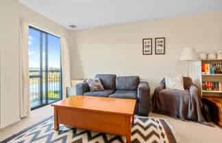 4C/17 Crown Lynn Place, New Lynn