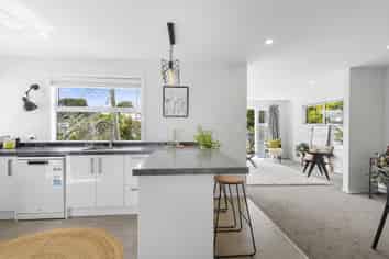 26A Ponsonby Road, Karori