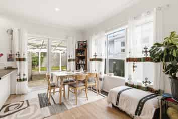 29 Palm Avenue, Lyall Bay