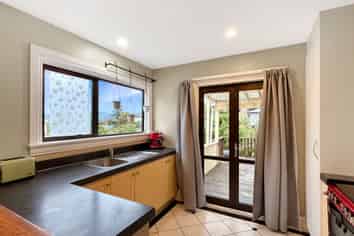 51 Oxford St, Lyttelton