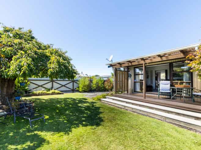 40 Allens Lane, Clive