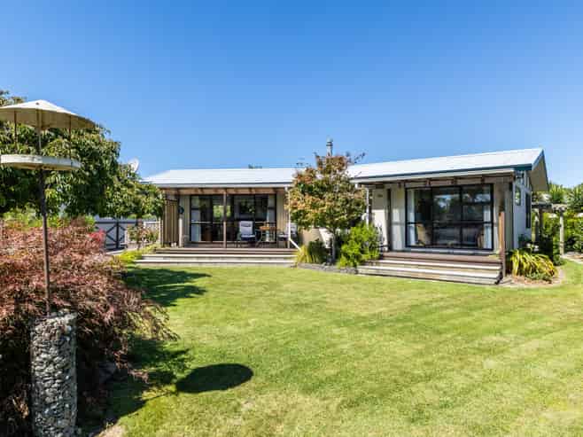 40 Allens Lane, Clive