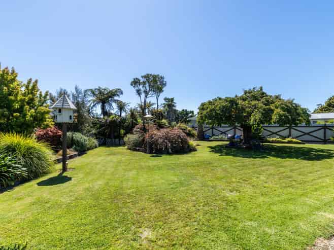 40 Allens Lane, Clive